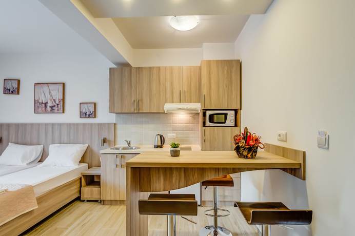 Imagen de la habitación del Hotel Adriatik Budva apartments. Foto 8