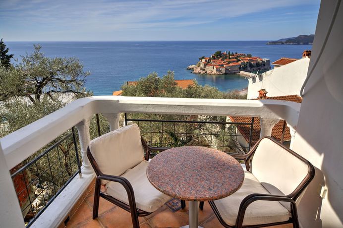 Imagen general del Hotel Adrovic Sveti Stefan. Foto 1