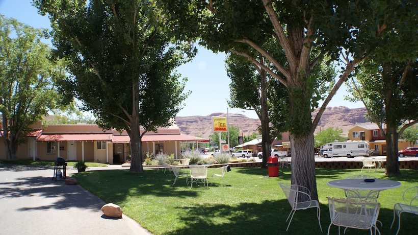 Imagen general del Hotel Adventure Inn and Motel. Foto 1