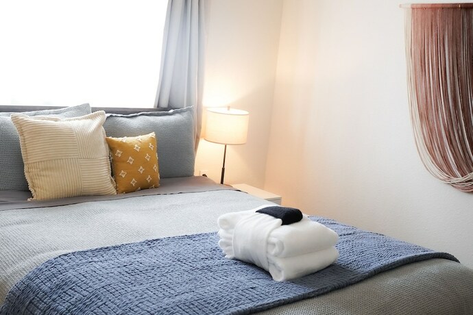 Imagen de la habitación del Hotel Adventure Lodge. Foto 16