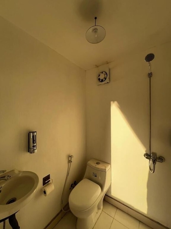 Imagen de la habitación del Hotel Adventurer Camp. Foto 10