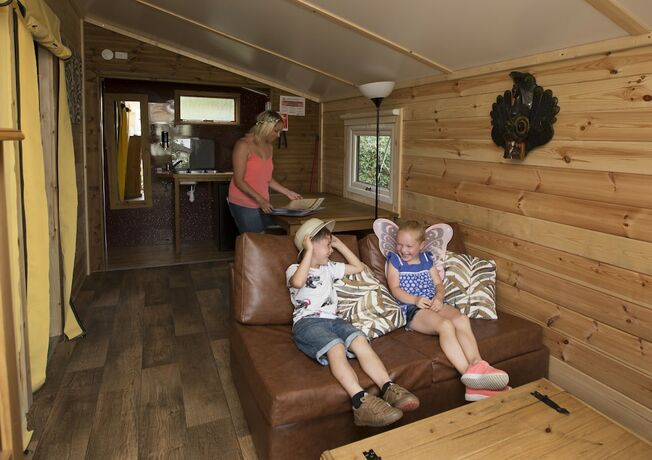 Imagen general del Hotel Adventurer\'s Village Milton Keynes. Foto 7