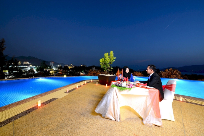 Imagen de la piscina del Hotel Adya Langkawi. Foto 11