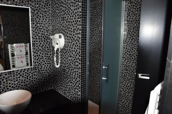 Imagen de la habitación del Hotel Aéro. Foto 18