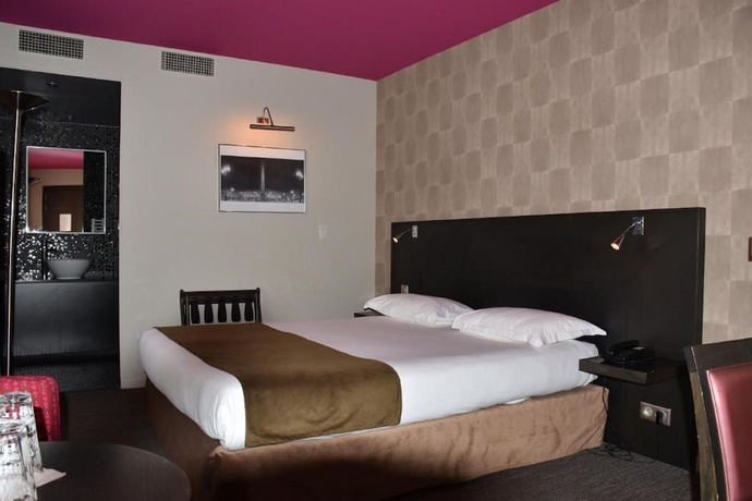 Imagen de la habitación del Hotel A&eacute;ro Paris Passy. Foto 15