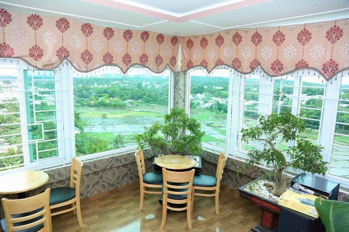 Imagen del bar/restaurante del Hotel Aec Ban Me. Foto 19