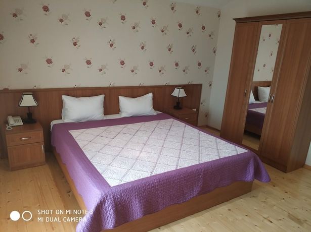 Imagen de la habitación del Hotel Aef. Foto 6