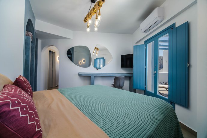 Imagen de la habitación del Hotel Aegean Blue Luxury Suites. Foto 9