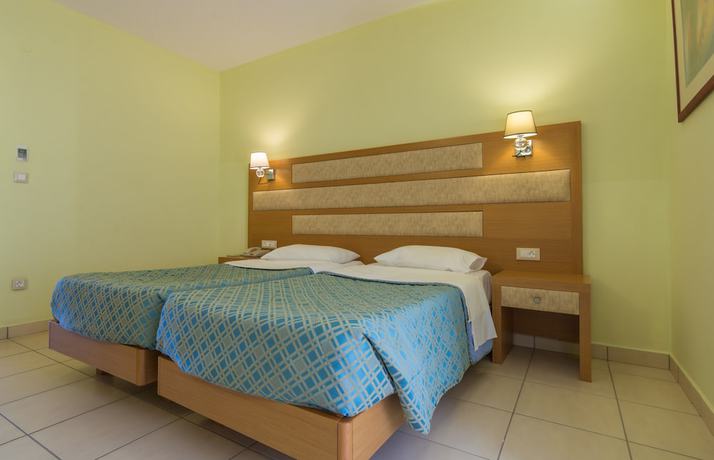 Imagen de la habitación del Hotel Aegean Dream. Foto 11