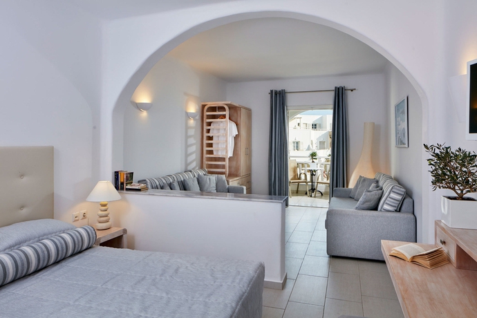 Imagen de la habitación del Hotel Aegean Plaza. Foto 6