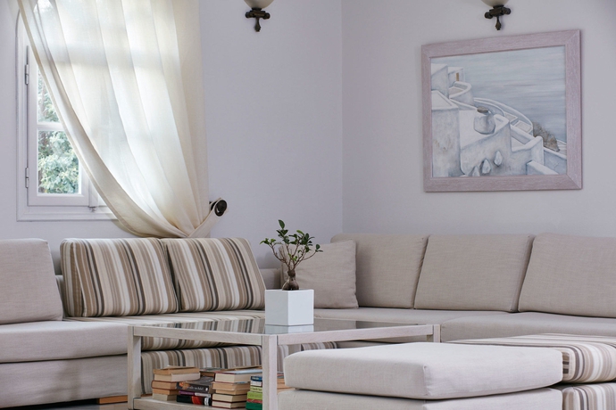 Imagen de los interiores del Hotel Aegean Plaza. Foto 15