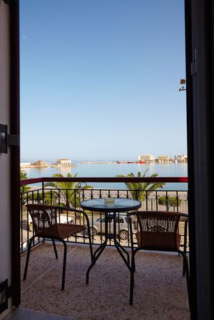 Imagen de la habitación del Hotel Aegean Sea Rooms. Foto 8