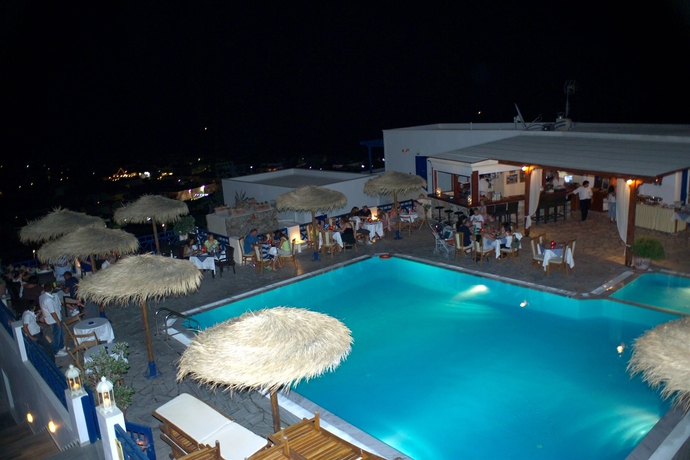 Imagen de la piscina del Hotel Aegean View. Foto 9