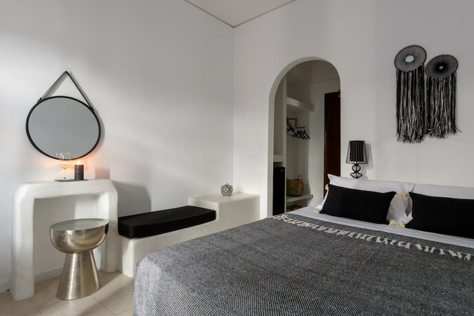 Imagen general del Hotel Aegeeis, Santorini. Foto 2