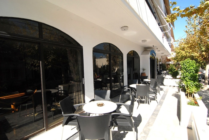 Imagen de los exteriores del Hotel Aegeon - Adults Only. Foto 12