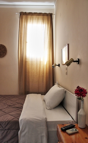 Imagen de la habitación del Hotel Aegina. Foto 4
