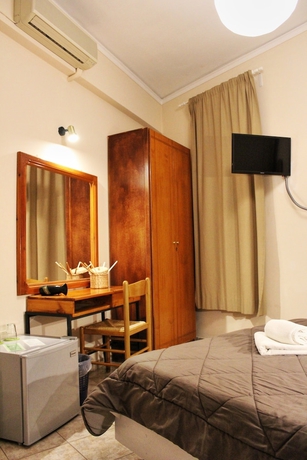 Imagen de la habitación del Hotel Aegina. Foto 10