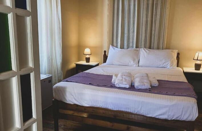 Imagen de la habitación del Hotel Aeginitikon Arhontikon. Foto 16