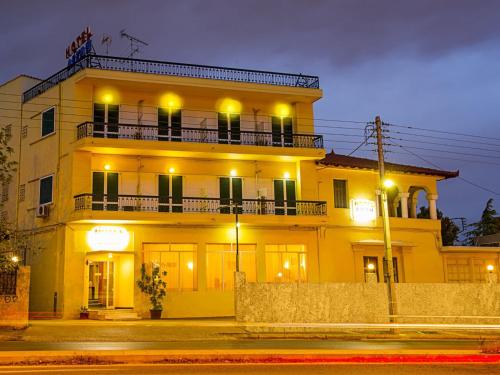 Imagen general del Hotel Aegli, Atenas. Foto 2