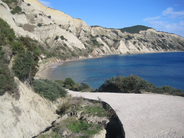 Imagen de los exteriores del Hotel Aegli, Perama. Foto 8