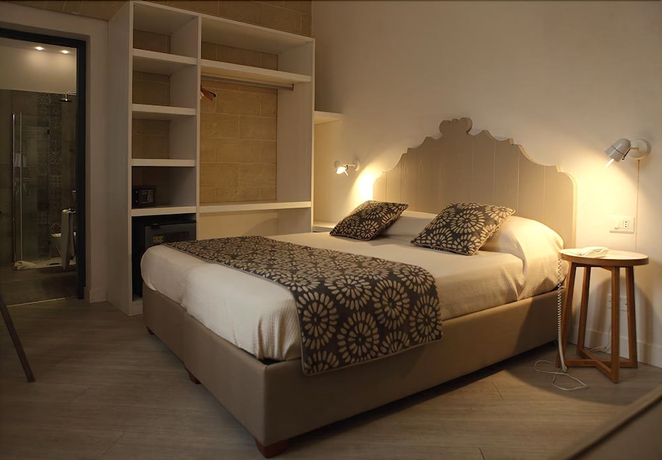 Imagen de la habitación del Hotel Aegusa. Foto 6