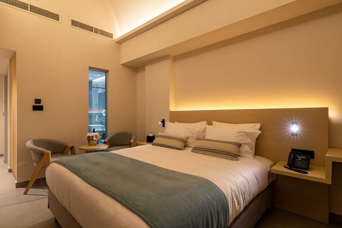 Imagen de la habitación del Hotel Aeifos Boutique. Foto 9