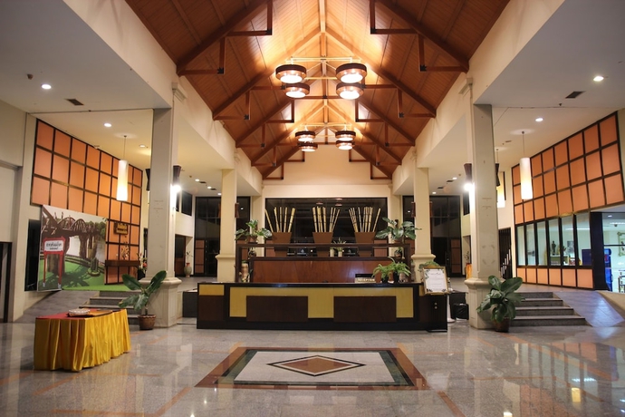 Imagen de los interiores del Hotel Aekpailin River Kwai Resort Kanchanaburi. Foto 19