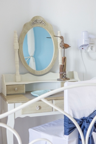 Imagen de la habitación del Hotel Aelia Skiathos. Foto 16