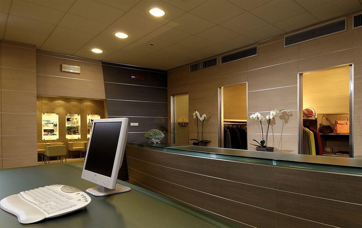 Imagen de los interiores del Hotel Aemilia Bologna. Foto 12