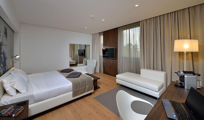 Imagen de la habitación del Hotel Aemilia Bologna. Foto 5