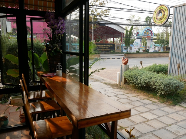 Imagen del bar/restaurante del Hotel Aen Guy Boutique. Foto 2