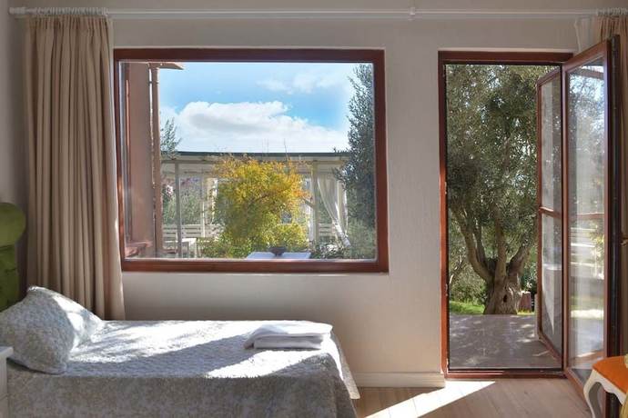 Imagen de la habitación del Hotel Aeneas. Foto 4