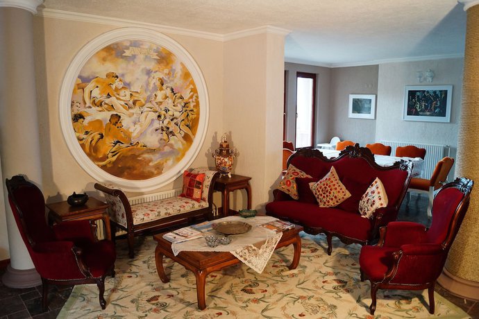 Imagen de los interiores del Hotel Aeneas. Foto 19