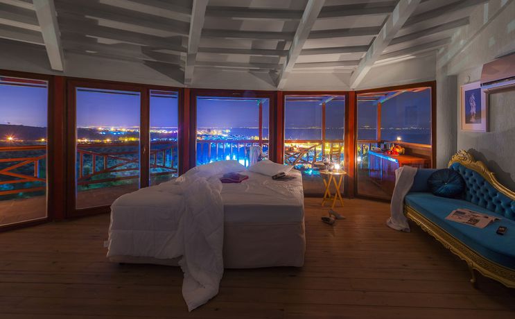 Imagen de la habitación del Hotel Aeneas. Foto 11