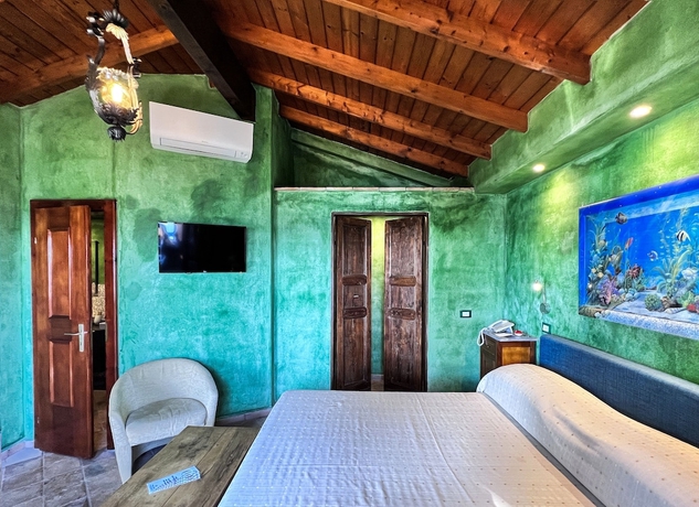 Imagen de la habitación del Hotel Aeneas\' Landing Resort. Foto 5