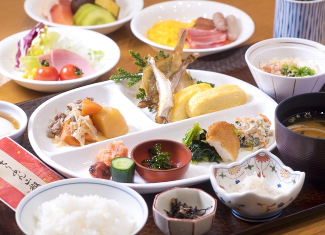 Imagen del bar/restaurante del Hotel Aenokaze. Foto 6