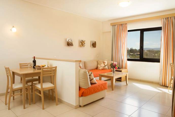 Imagen de la habitación del Hotel Aeolian Gaea. Foto 7