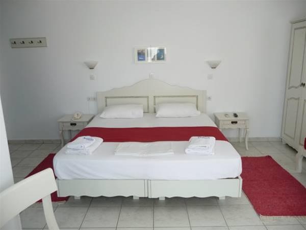 Imagen general del Hotel Aeolis, Ad&aacute;mas. Foto 9
