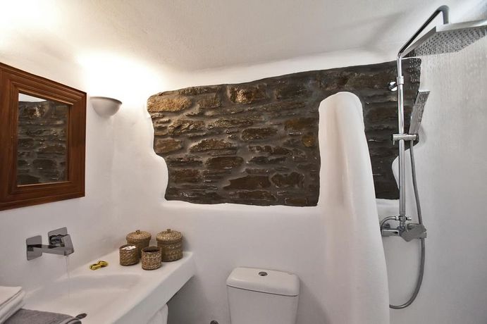 Imagen de los interiores del Hotel Aeolis Tinos Suites. Foto 11