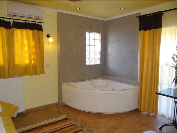 Imagen de la habitación del Hotel Aeollos. Foto 11