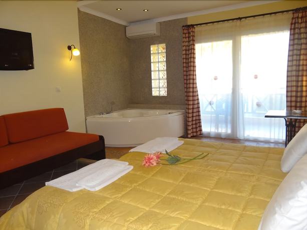 Imagen de la habitación del Hotel Aeollos. Foto 14