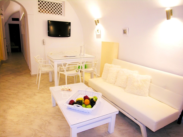 Imagen de los interiores del Hotel Aeolos Art and Eco Suites - Adults Only. Foto 11