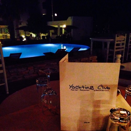 Imagen del bar/restaurante del Hotel Aeolos Bay. Foto 3