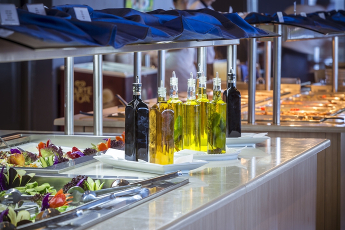 Imagen del bar/restaurante del Hotel Aeolos Beach Resort All Inclusive. Foto 10