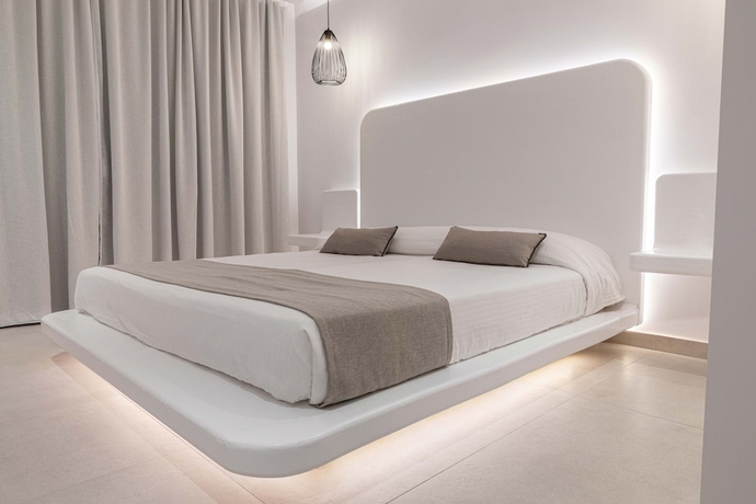 Imagen de la habitación del Hotel Aeolos Resort Mykonos. Foto 5