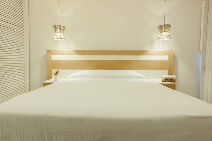 Imagen de la habitación del Hotel Aeolos Resort Mykonos. Foto 12