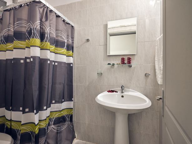 Imagen de la habitación del Hotel Aeon. Foto 5