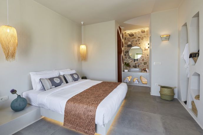 Imagen de la habitación del Hotel Aeon Suites - Adults Only. Foto 16