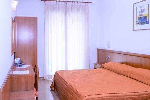 Imagen de la habitación del Hotel Aequa. Foto 14