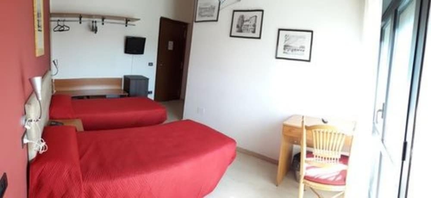 Imagen de la habitación del Hotel Aer Malpensa. Foto 2